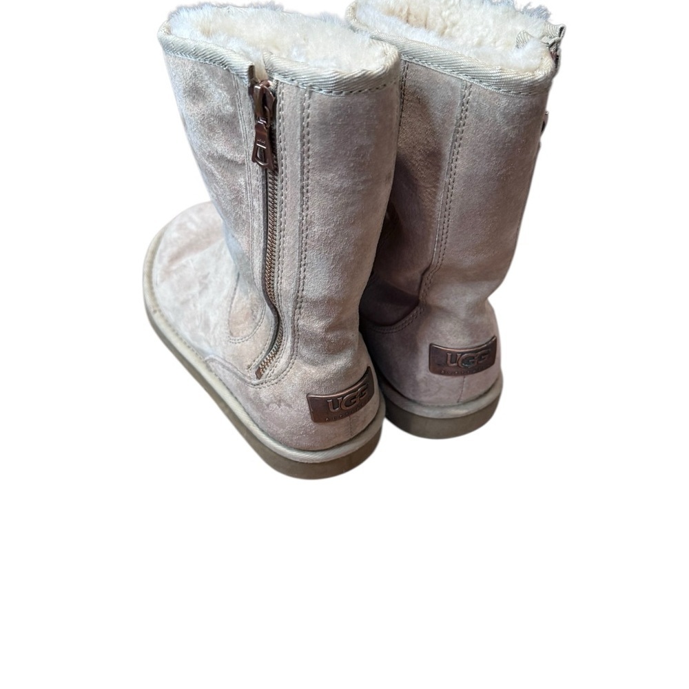 UGG Women's Soft tan Winter Boots zip up shearling - Picture 4 of 9